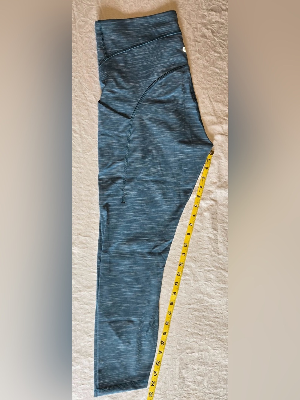 Lululemon Power Thru High-Rise Tight 24" in Heathered Capture Blue Size 14 NWOT